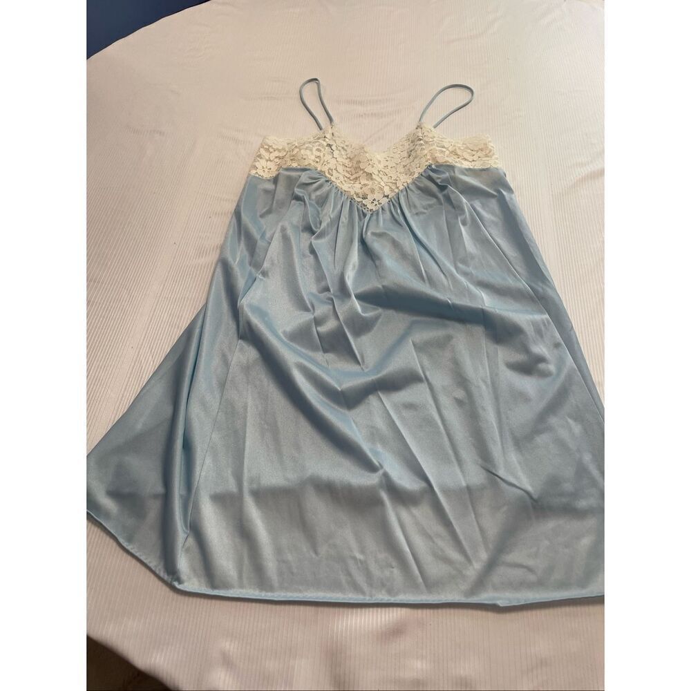 Glencraft Women’s Vintage Blue White Lace Slip Nightgown Size Medium